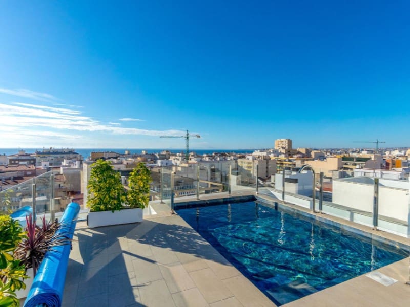 Apartamento de 2 habitaciones en Torrevieja en venta - 249.900 € (Ref: 9712127)