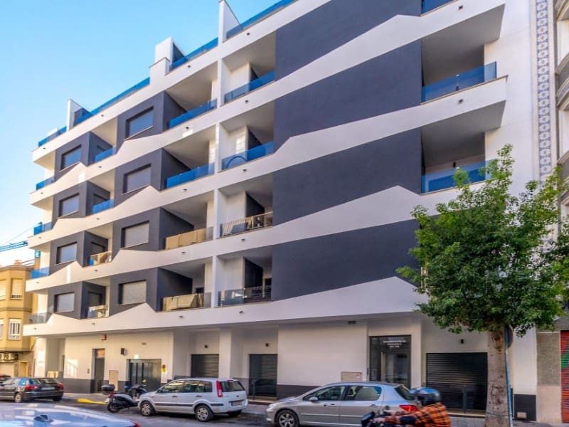 Apartamento de 2 habitaciones en Torrevieja en venta - 249.900 € (Ref: 9712127)