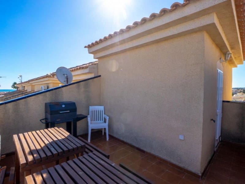 Casa de 3 habitaciones en La Florida en venta - 195.000 € (Ref: 9714844)