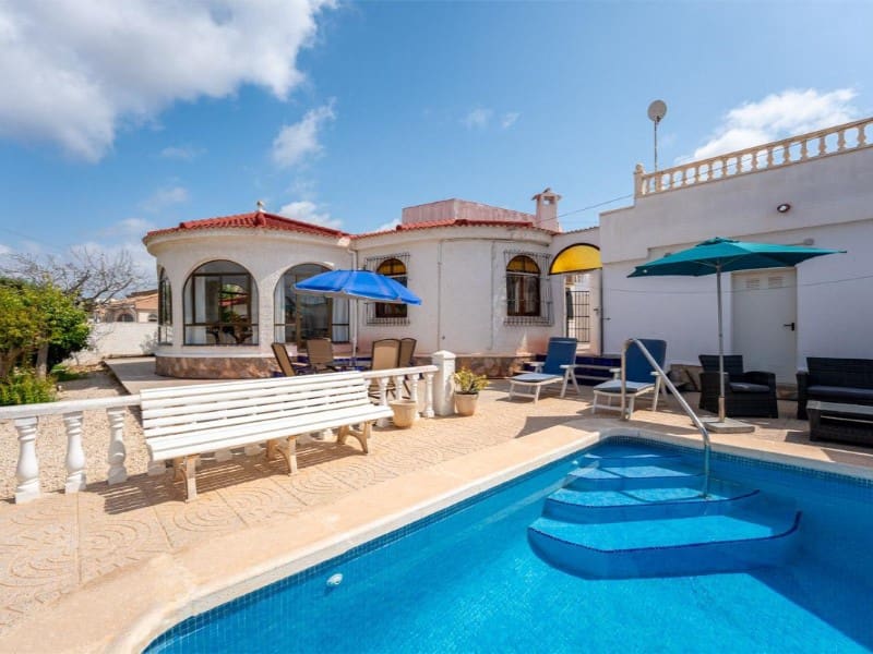 3 Zimmer Villa zu verkaufen in El Chaparral mit Pool Garage - 399.000 € (Ref: 9719831)