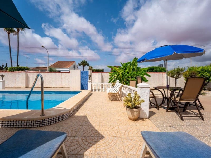 3 Zimmer Villa zu verkaufen in El Chaparral mit Pool Garage - 399.000 € (Ref: 9719831)