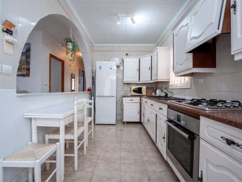 3 Zimmer Villa zu verkaufen in El Chaparral mit Pool Garage - 399.000 € (Ref: 9719831)