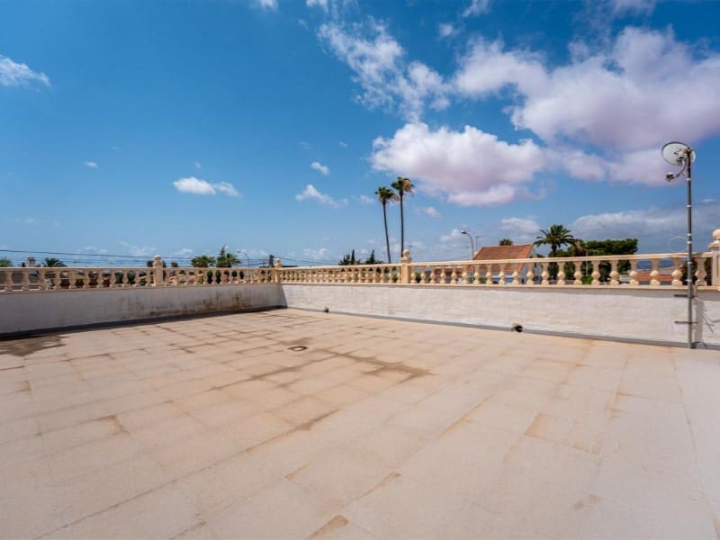 3 Zimmer Villa zu verkaufen in El Chaparral mit Pool Garage - 399.000 € (Ref: 9719831)