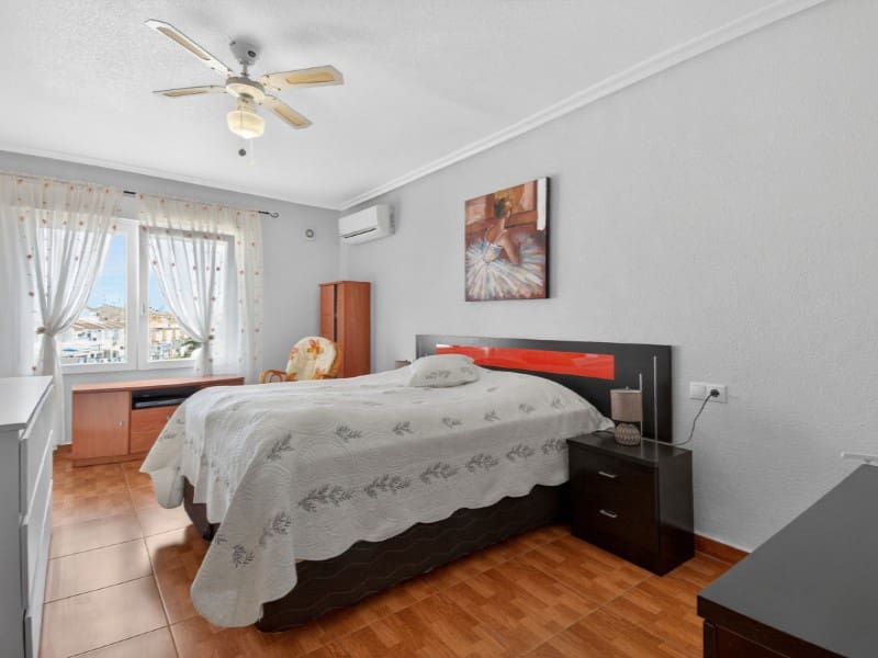 3 camera da letto Casa in vendita in Torrevieja - 189.900 € (Rif: 9735492)