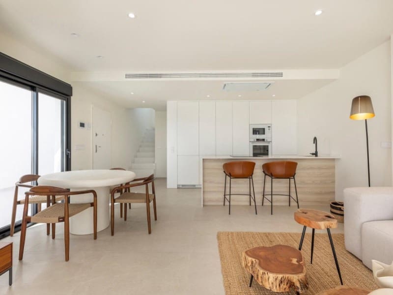 3 chambre Villa/Maison à vendre à Los Alcazares avec piscine - 429 000 € (Ref: 9735496)