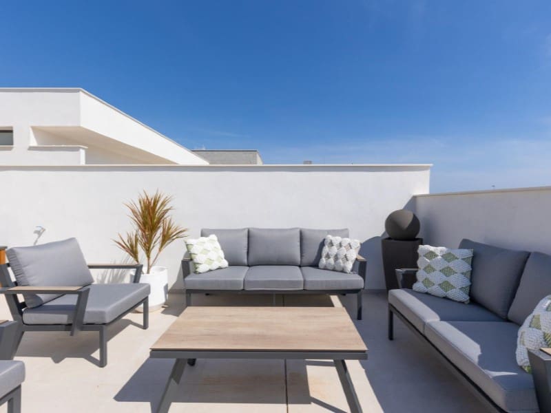 3 chambre Villa/Maison à vendre à Los Alcazares avec piscine - 489 000 € (Ref: 9735497)