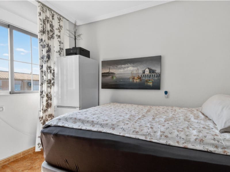 2 Zimmer Apartment zu verkaufen in Torrevieja - 195.000 € (Ref: 9738477)
