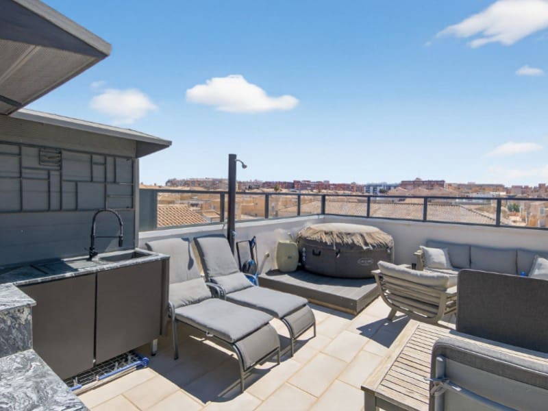 2 Zimmer Apartment zu verkaufen in Torrevieja - 195.000 € (Ref: 9738477)