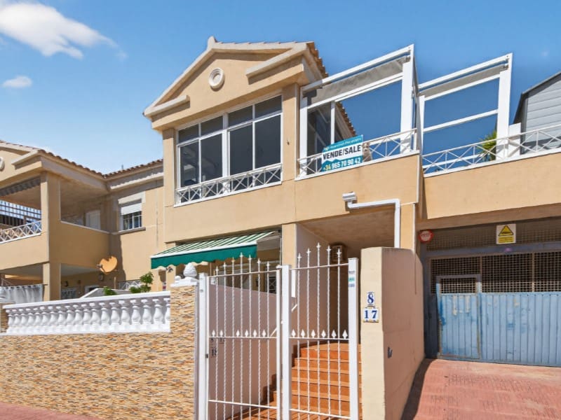 2 Zimmer Apartment zu verkaufen in Torrevieja - 195.000 € (Ref: 9738477)