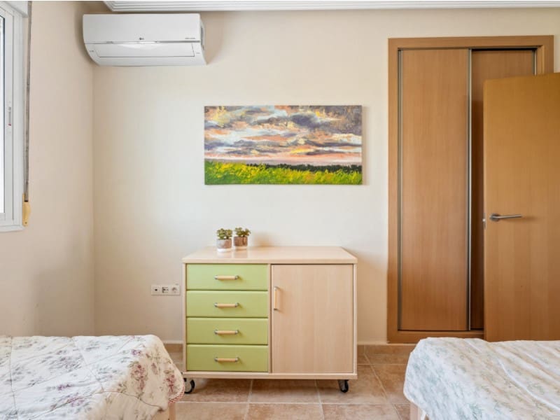 2 slaapkamer Appartement te koop in La Veleta - € 249.000 (Ref: 9741687)