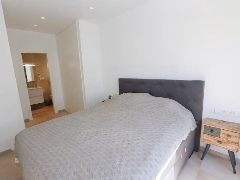 Chalet de 3 habitaciones en Pilar de la Horadada en venta - 495.000 € (Ref: 9741688)