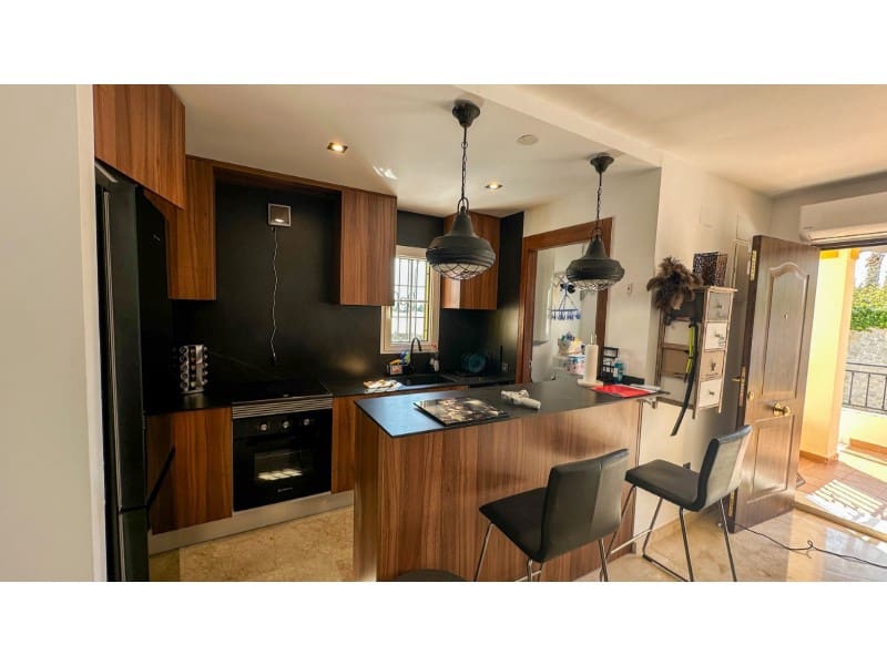 3 makuuhuone Huoneisto myytävänä paikassa Orihuela Costa mukana 
autotalli - 319 000 € (Ref: 9751920)