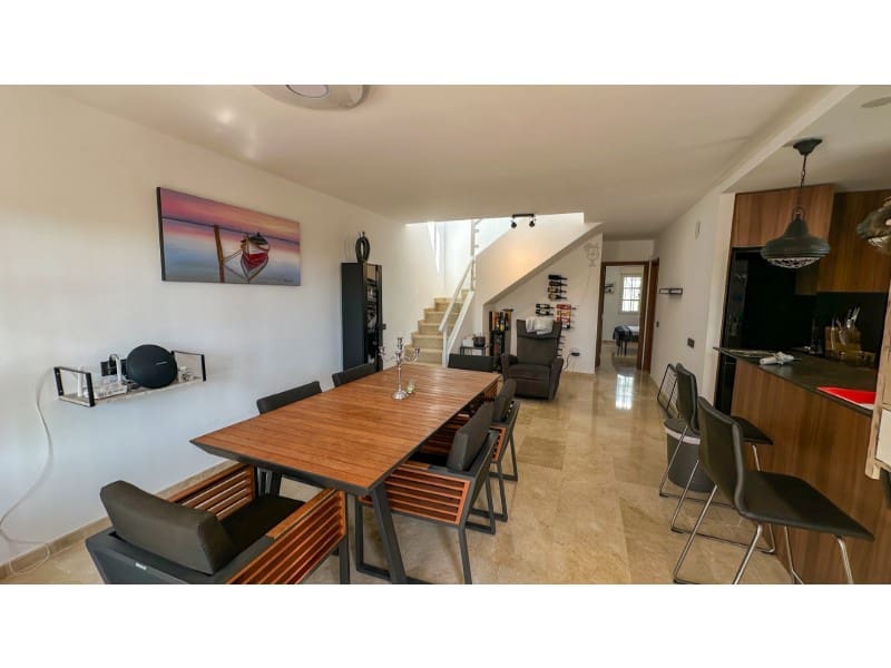 3 makuuhuone Huoneisto myytävänä paikassa Orihuela Costa mukana 
autotalli - 319 000 € (Ref: 9751920)