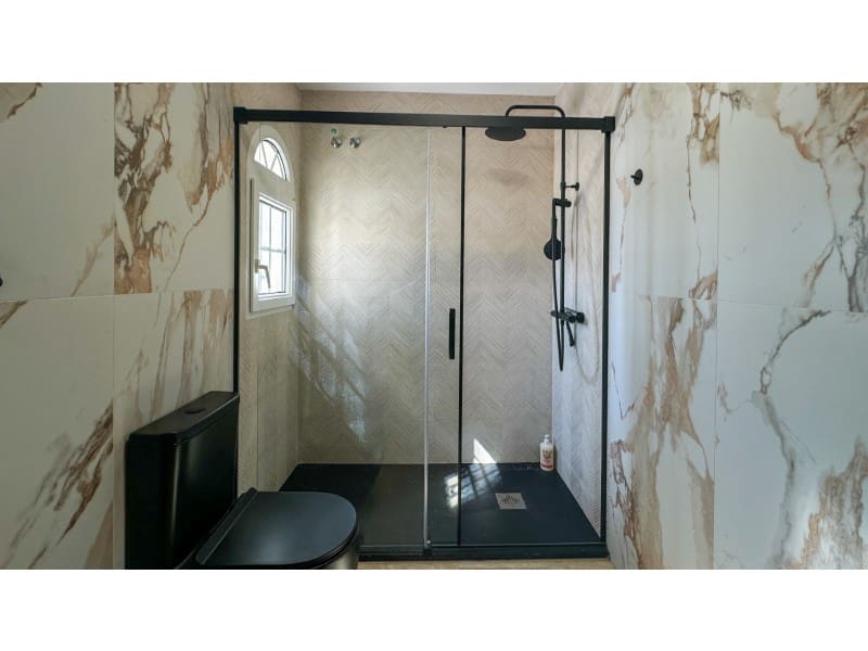 3 makuuhuone Huoneisto myytävänä paikassa Orihuela Costa mukana 
autotalli - 319 000 € (Ref: 9751920)