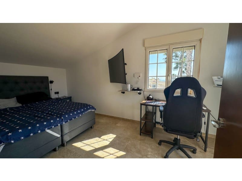 3 makuuhuone Huoneisto myytävänä paikassa Orihuela Costa mukana 
autotalli - 319 000 € (Ref: 9751920)