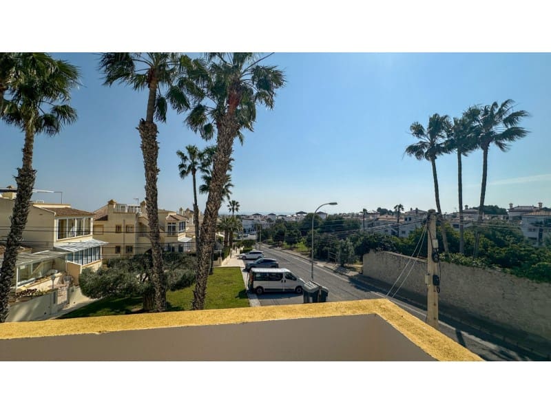 3 makuuhuone Huoneisto myytävänä paikassa Orihuela Costa mukana 
autotalli - 319 000 € (Ref: 9751920)