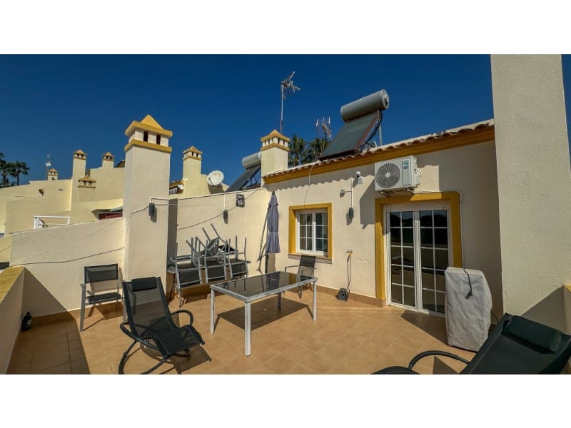 3 makuuhuone Huoneisto myytävänä paikassa Orihuela Costa mukana 
autotalli - 319 000 € (Ref: 9751920)