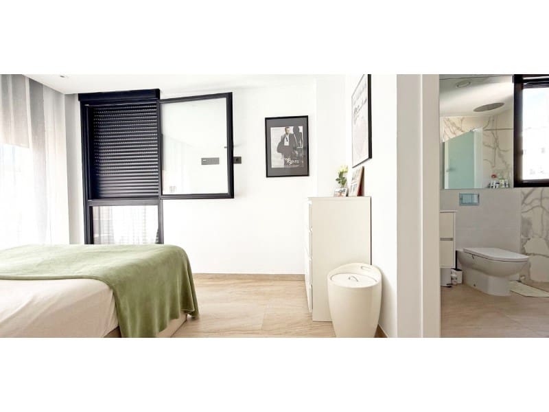 3 sypialnia Willa na sprzedaż w Orihuela Costa z basenem - 495 000 € (Ref: 9751921)