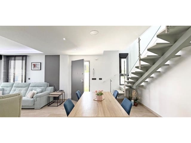 3 sypialnia Willa na sprzedaż w Las Filipinas z basenem - 495 000 € (Ref: 9751921)