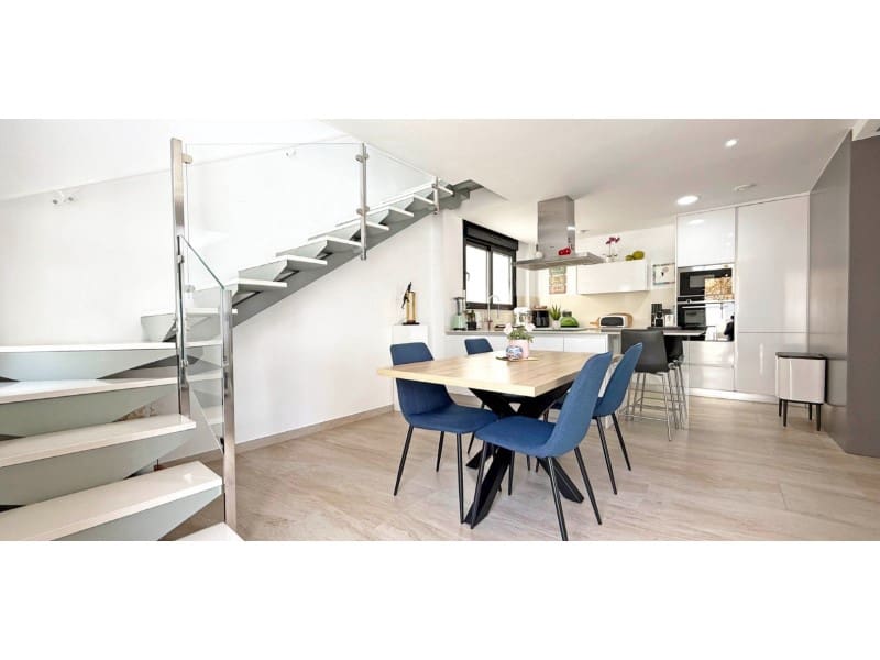 3 sypialnia Willa na sprzedaż w Orihuela Costa z basenem - 495 000 € (Ref: 9751921)