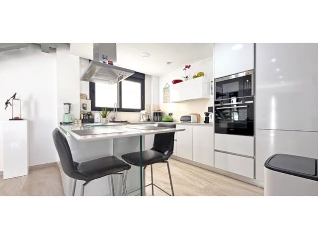 3 sypialnia Willa na sprzedaż w Las Filipinas z basenem - 495 000 € (Ref: 9751921)