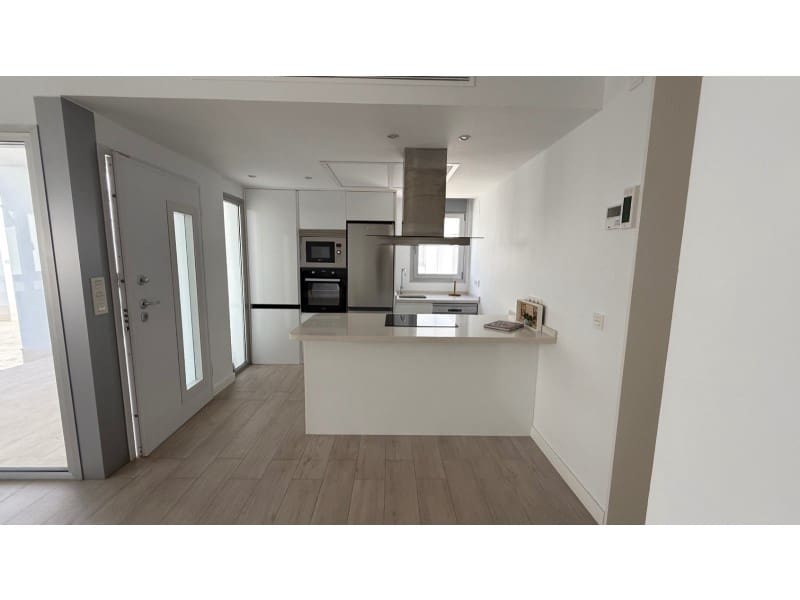 Chalet de 5 habitaciones en Orihuela Costa en venta - 299.900 € (Ref: 9751922)