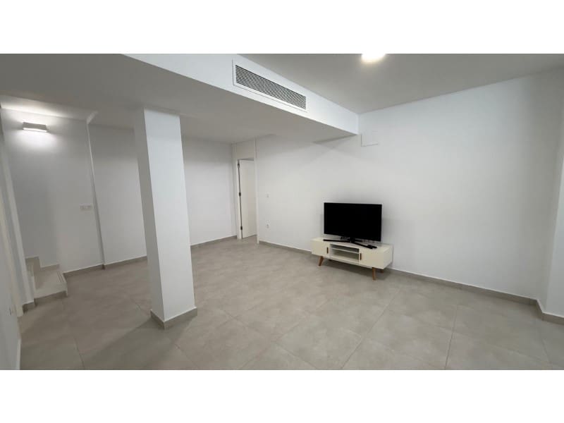 Chalet de 5 habitaciones en Orihuela Costa en venta - 299.900 € (Ref: 9751922)