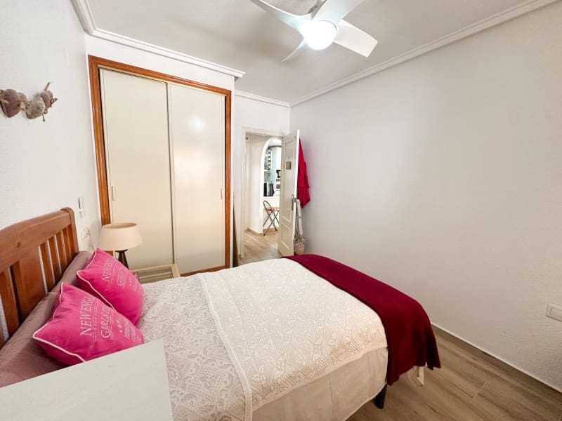 2 chambre Appartement à vendre à Torrevieja - 227 000 € (Ref: 9755582)