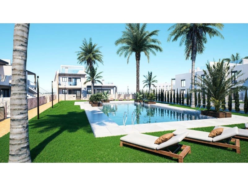 3 bedroom Bungalow for sale in Pilar de la Horadada with pool - € 375,000 (Ref: 9755588)