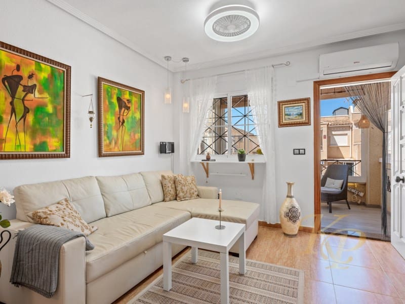 2 bedroom Apartment for sale in Playa Flamenca with pool - € 169,000 (Ref: 9772951)