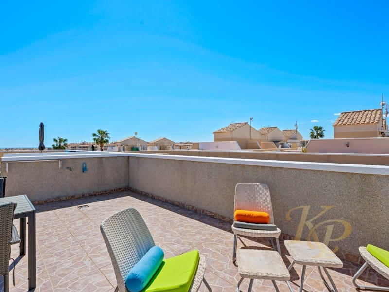 2 bedroom Apartment for sale in Playa Flamenca with pool - € 169,000 (Ref: 9772951)