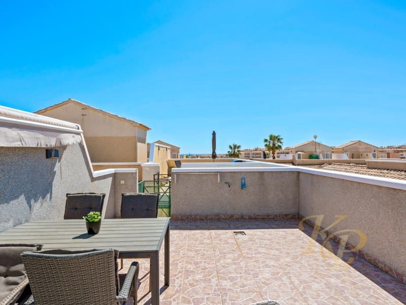 2 bedroom Apartment for sale in Playa Flamenca with pool - € 169,000 (Ref: 9772951)