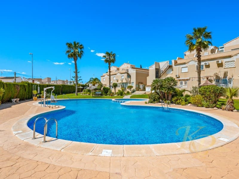 2 bedroom Apartment for sale in Playa Flamenca with pool - € 169,000 (Ref: 9772951)