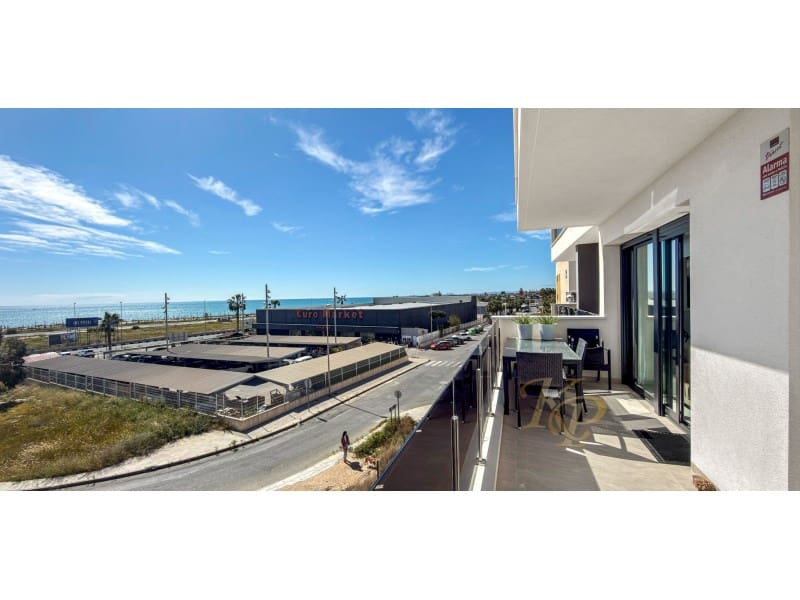 Apartamento de 3 habitaciones en Playa Flamenca en venta - 450.000 € (Ref: 9772952)