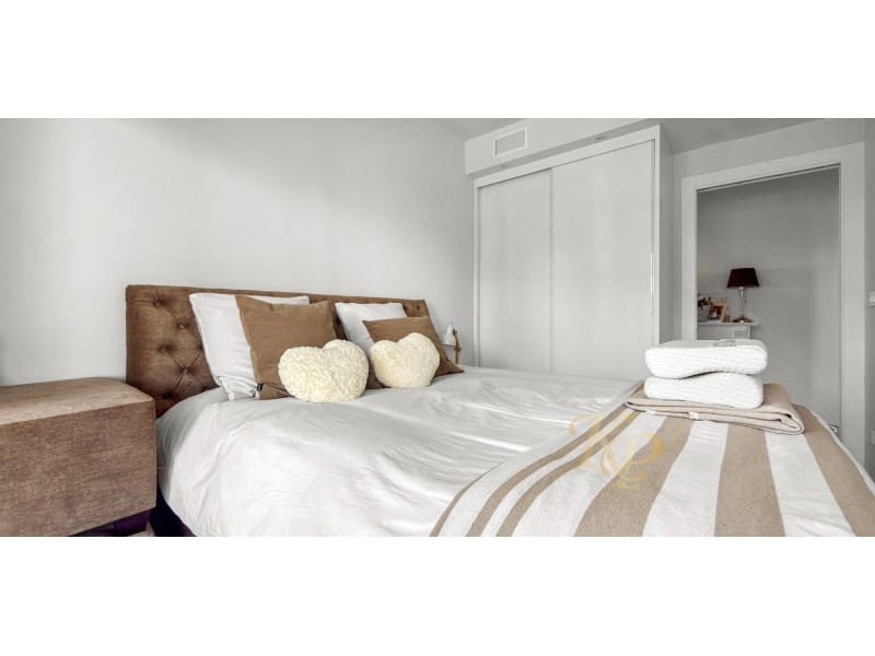 Apartamento de 3 habitaciones en Playa Flamenca en venta - 450.000 € (Ref: 9772952)