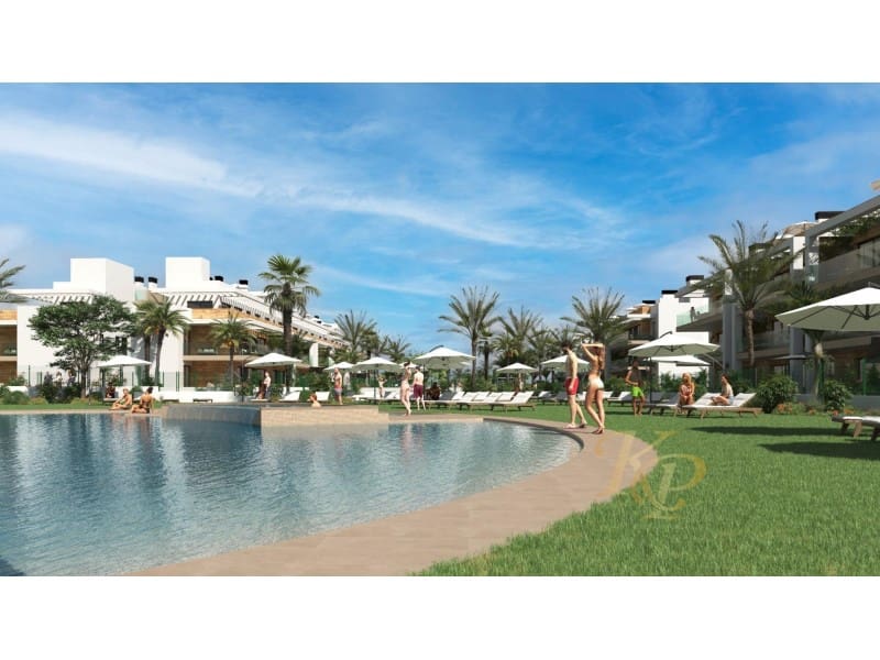 2 sypialnia Apartament na sprzedaż w Los Alcazares z basenem - 260 000 € (Ref: 9772958)