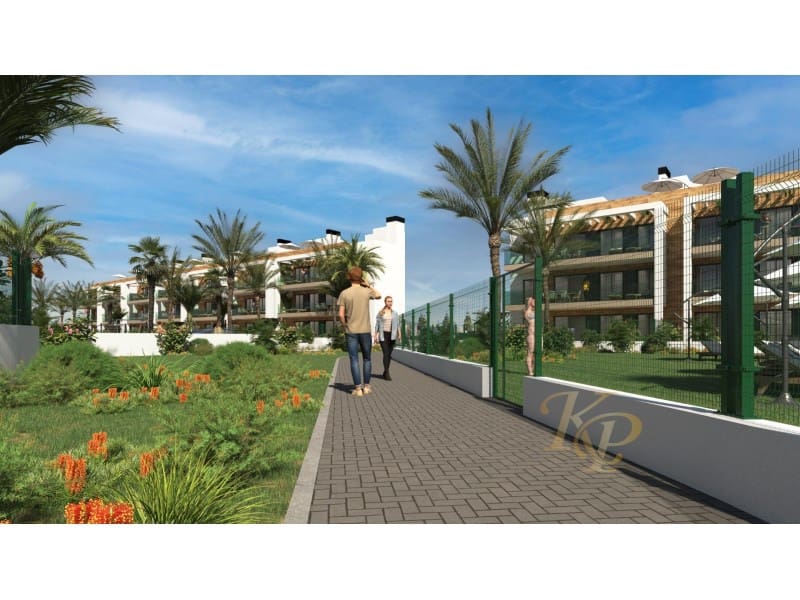 2 sypialnia Apartament na sprzedaż w Los Alcazares z basenem - 260 000 € (Ref: 9772958)