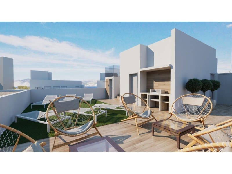 Ático de 2 habitaciones en Torrevieja en venta con piscina - 290.000 € (Ref: 9772964)