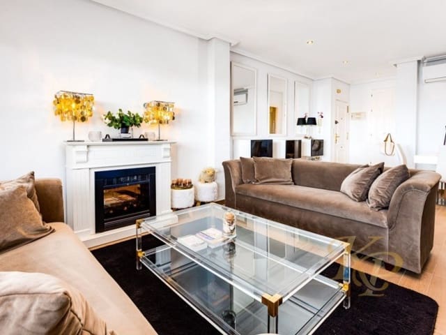 2 chambre Penthouse à vendre à Lomas de Campoamor - Las Ramblas, Orihuela avec piscine - 185 000 € (Ref: 9778003)