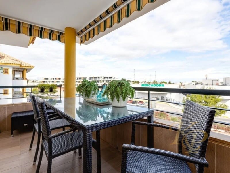 2 soveværelse Penthouse til salg i Orihuela Costa med swimmingpool - € 185.000 (Ref: 9778003)