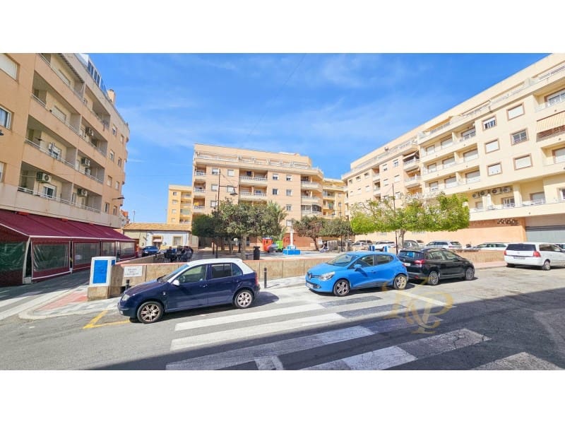 2 camera da letto Appartamento in vendita in Torrevieja con piscina - 125.000 € (Rif: 9778004)