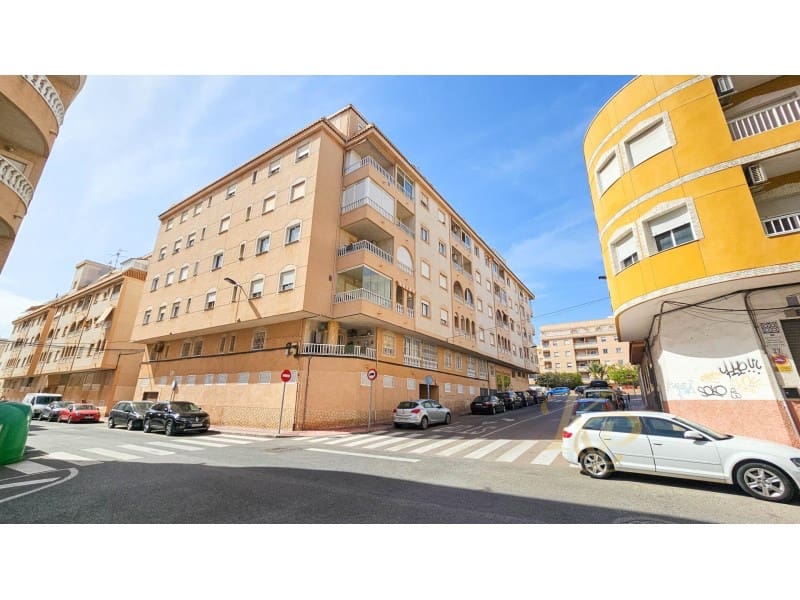 2 camera da letto Appartamento in vendita in Torrevieja con piscina - 125.000 € (Rif: 9778004)