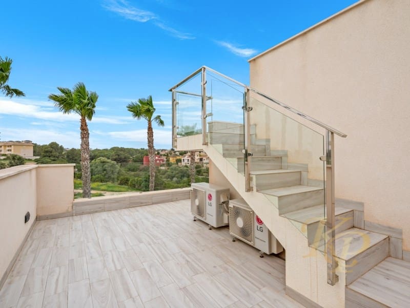 3 sypialnia Willa na sprzedaż w Orihuela Costa z basenem - 425 000 € (Ref: 9778005)