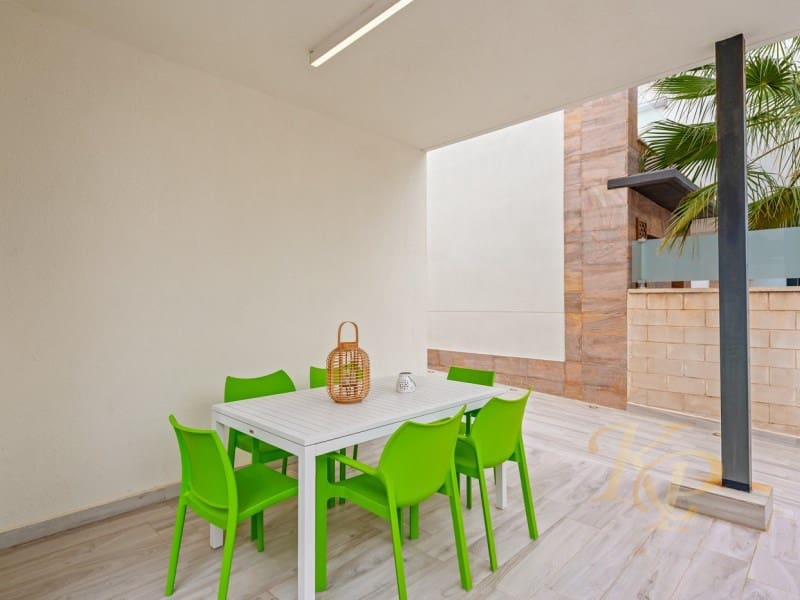 3 sypialnia Willa na sprzedaż w Orihuela Costa z basenem - 425 000 € (Ref: 9778005)