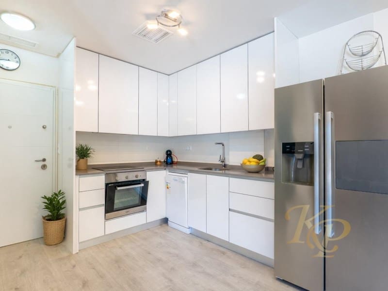 3 sovrum Lägenhet till salu i Orihuela Costa med pool - 378 000 € (Ref: 9778007)