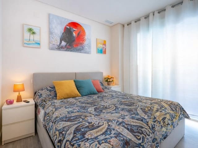 3 sovrum Lägenhet till salu i Villamartin, Orihuela med pool - 378 000 € (Ref: 9778007)