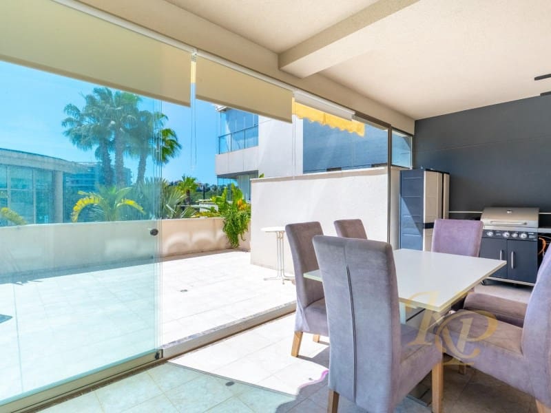 3 sovrum Lägenhet till salu i Orihuela Costa med pool - 378 000 € (Ref: 9778007)