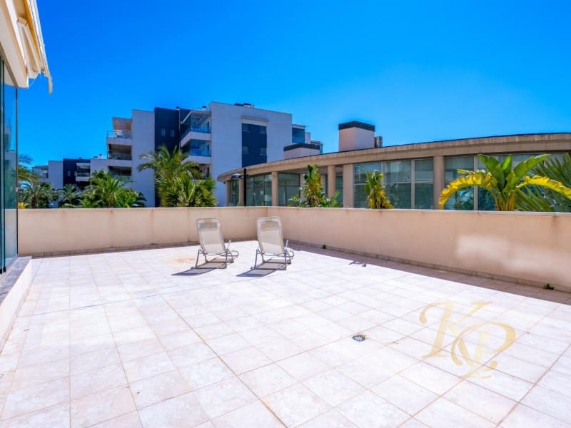 3 sovrum Lägenhet till salu i Orihuela Costa med pool - 378 000 € (Ref: 9778007)