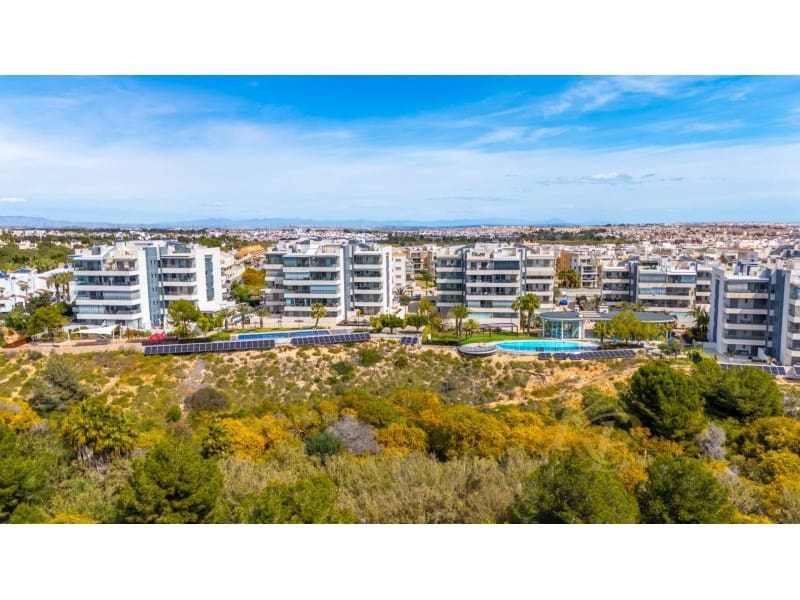 3 sovrum Lägenhet till salu i Orihuela Costa med pool - 378 000 € (Ref: 9778007)