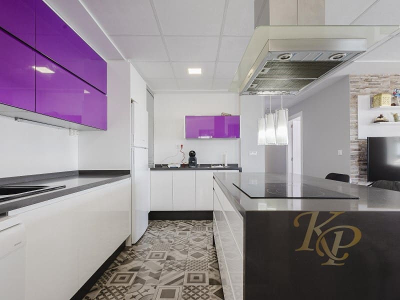 Apartamento de 3 habitaciones en Torrevieja en venta con garaje - 389.500 € (Ref: 9778008)